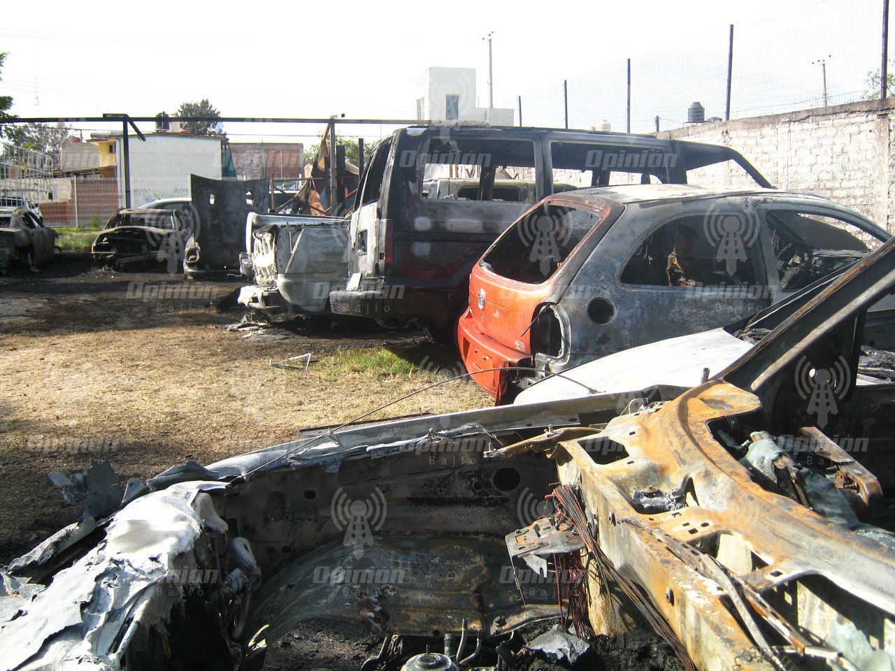 Vuelve la violencia: atacan con explosivos casa y taller de autos; “levantan” a uno