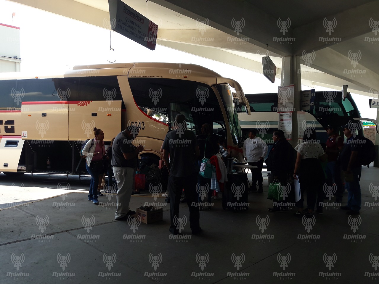 Refuerzan medidas sanitarias en Central de Autobuses de Irapuato