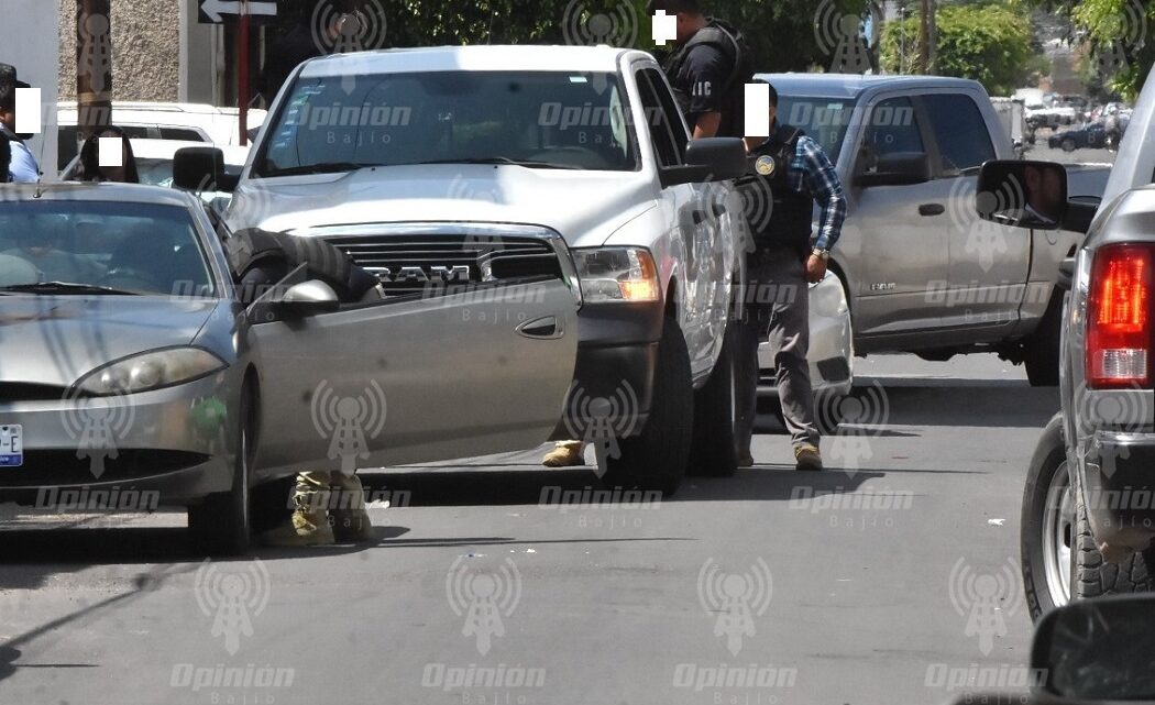 Persecución de Ministeriales termina en captura de varias personas y aseguramiento de auto